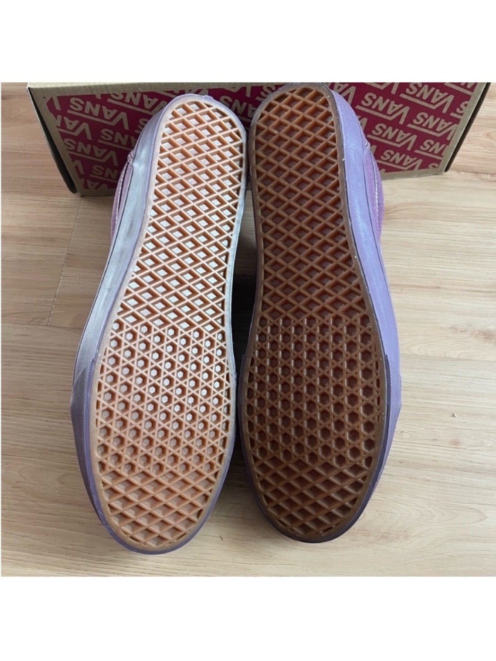 VANS Old Skool Pastel Mens
Size 9.5US Women 11.0 US - Picture 10 of 10